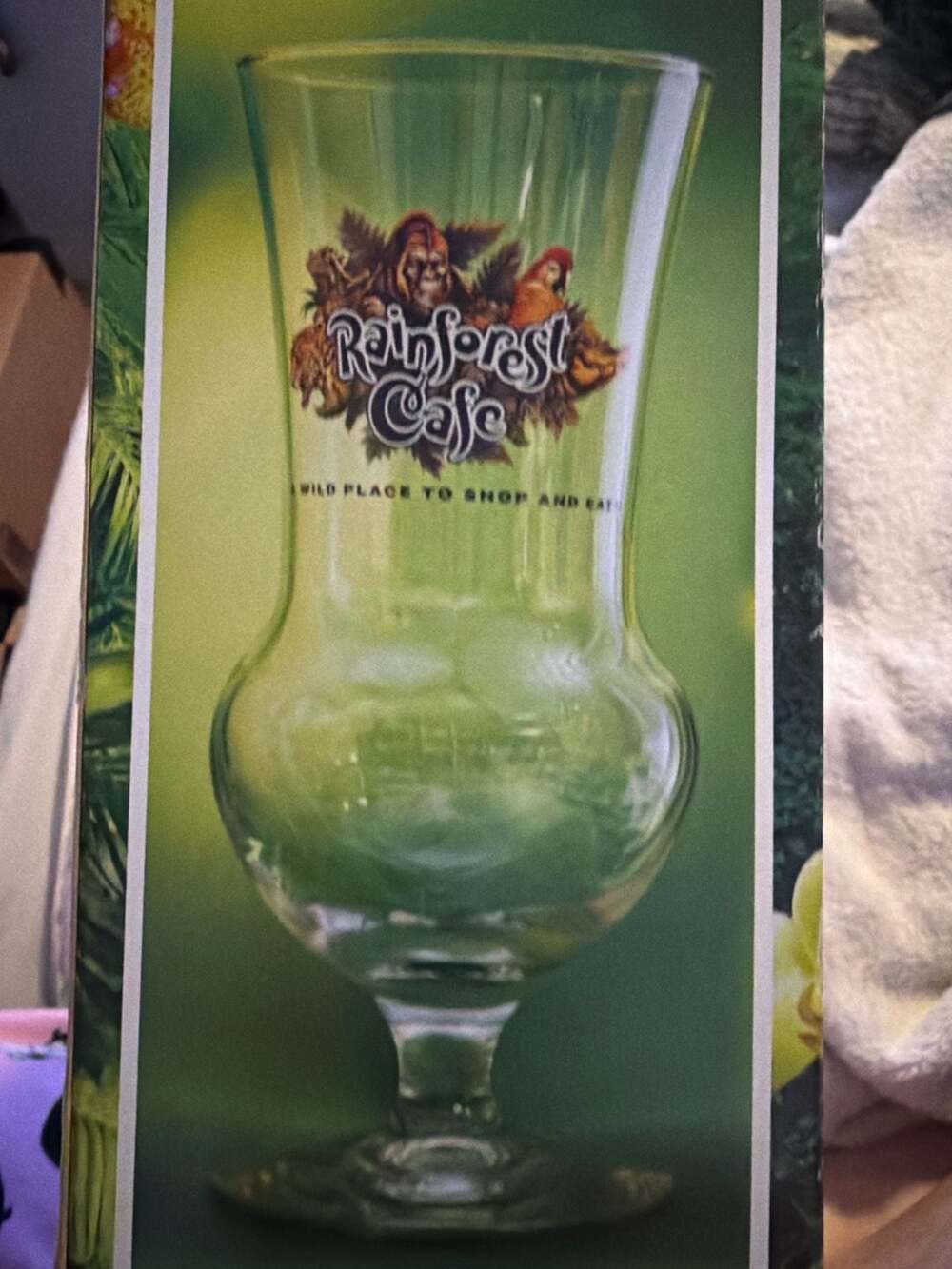 1 RAIN FOREST CAFE HURRICANE GLASS NIB DOWNTOWN DISNEY- Orlando